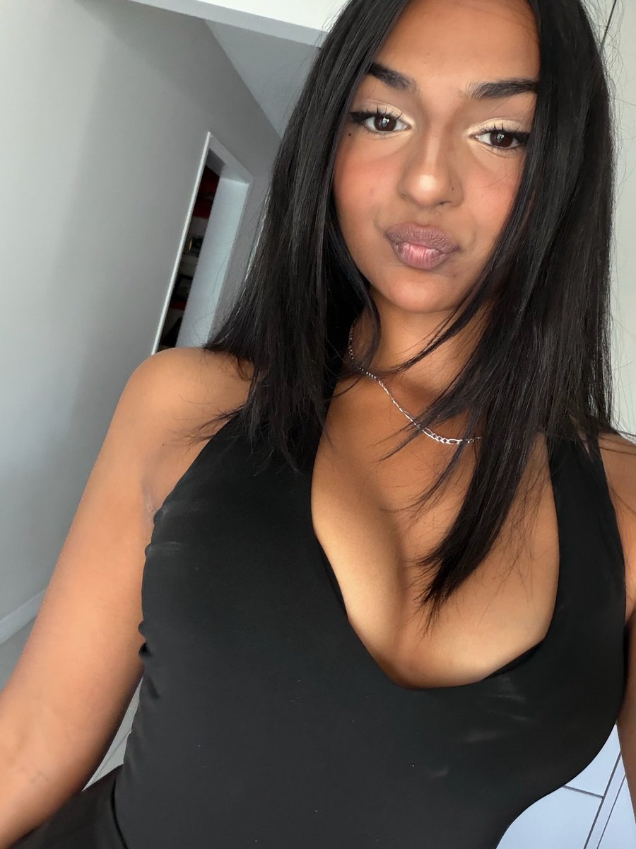 princessnuhaaa's tweet photo. I’m free this week for cashmeets for obedient subs https://t.co/36eqS5aGzt