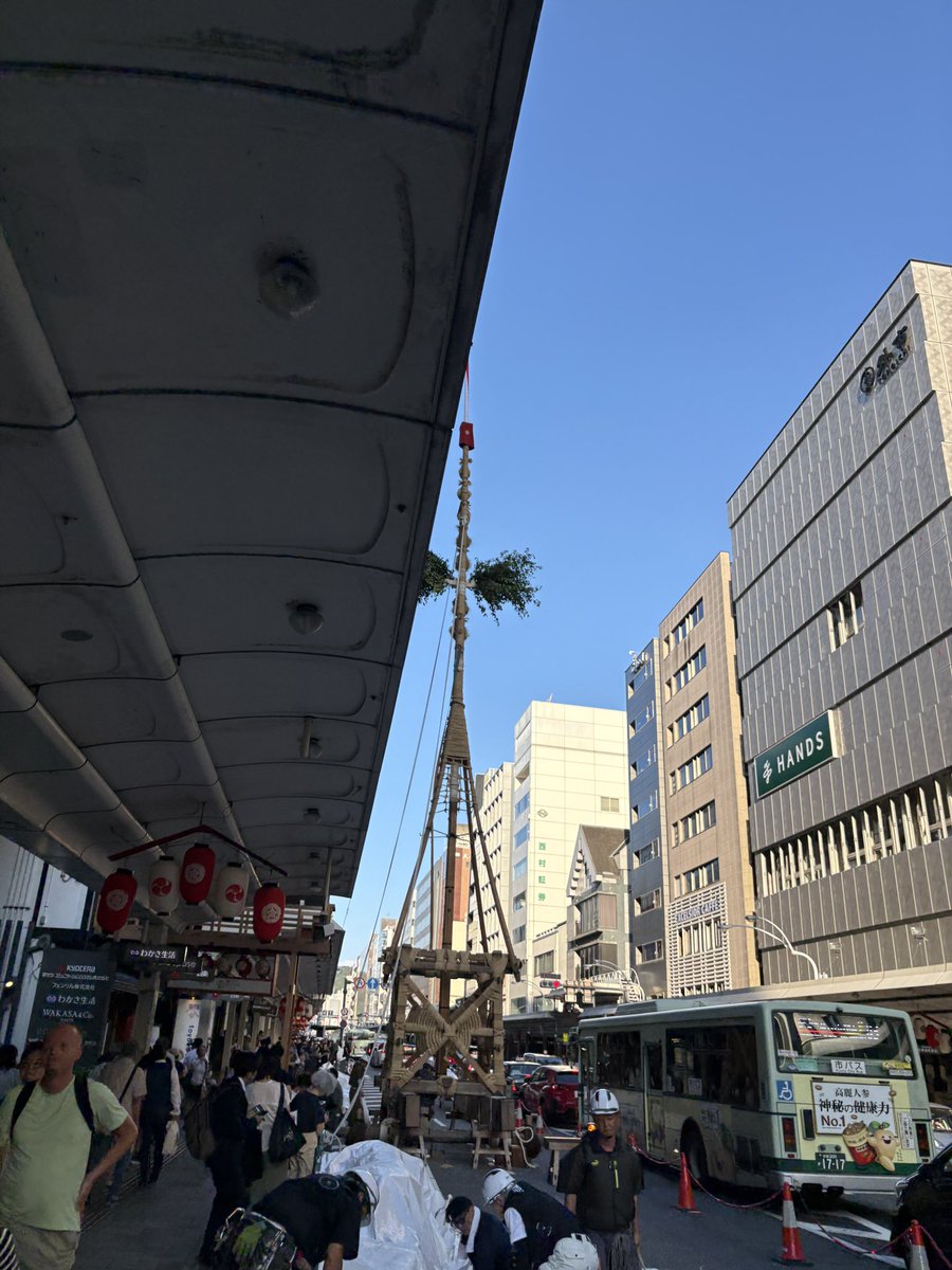 DGuchiguchi's tweet photo. 7月を少し浴びてきた https://t.co/mHgJYQoDRn