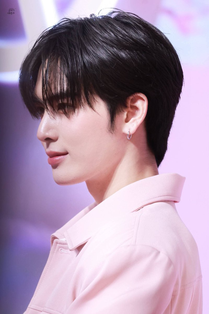 Sisi(fan Account) tweet media