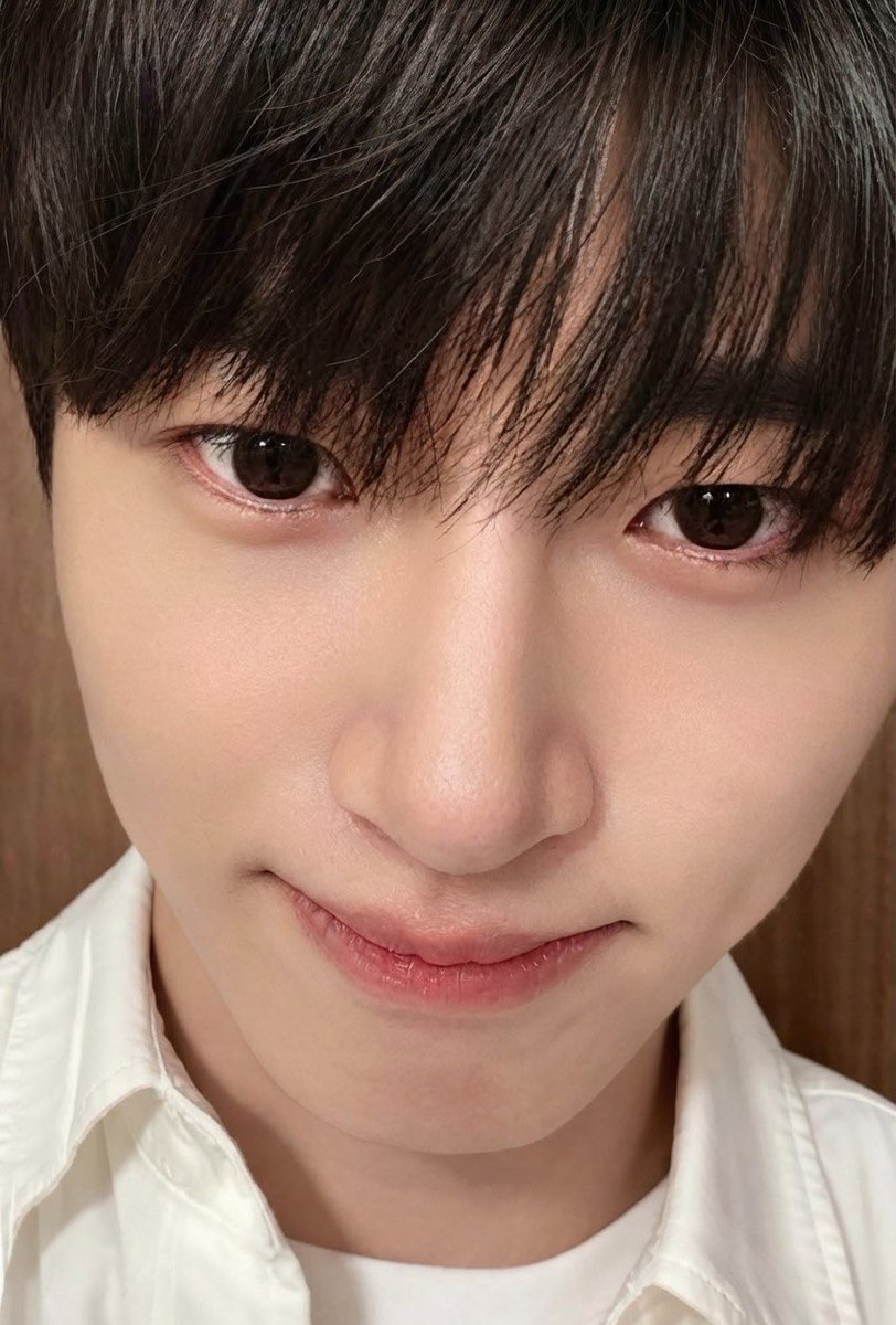 채웅웅 tweet media