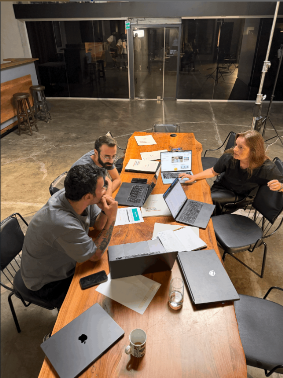 EvaSocialAI's tweet photo. Behind every prediction Ruuwe makes and every post Co-Pilot writes, there's a team of people who care deeply about getting it right.

This week we shipped. We debated. We laughed at a few things that didn't go as planned. And we moved forward anyway. That's what building looks like.

Not every week is a milestone. Some weeks are just good, honest work and those matter too.

Happy Friday from the EVA team. ❤️ 

What's the win you're taking into the weekend?