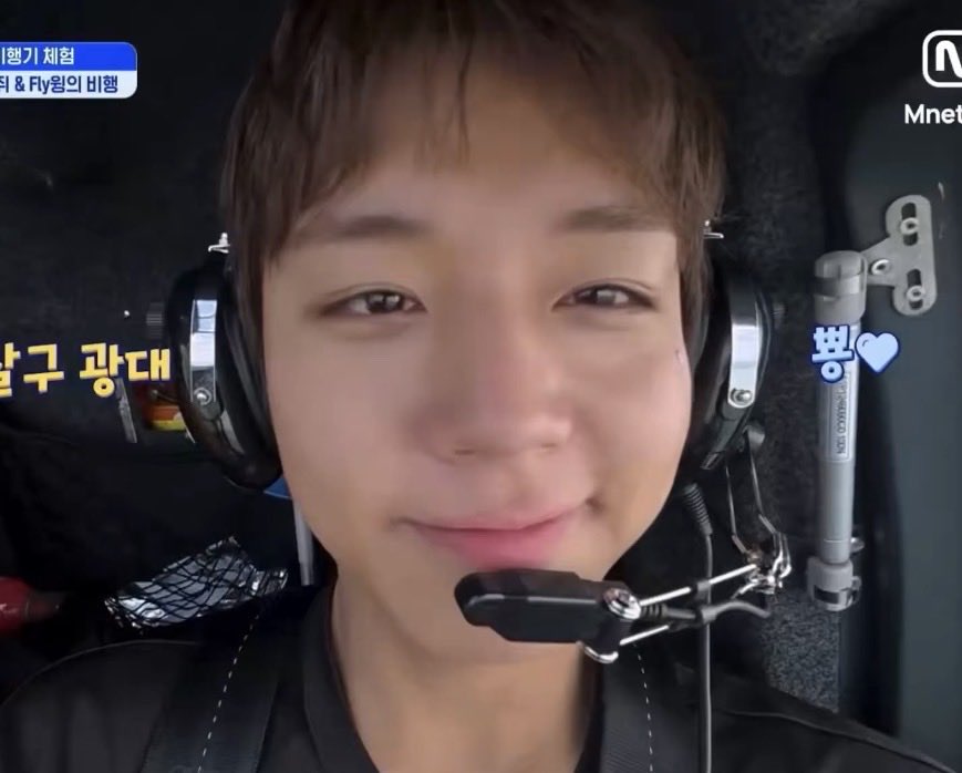 HsalFome's tweet photo. 누가 박훙지가 왜뚱시냐 물어보면,
이사진을보여주면댐   ㅋㅋ
뚱시뚱시뚱스뚱 https://t.co/ZgrJ5Mo8qR