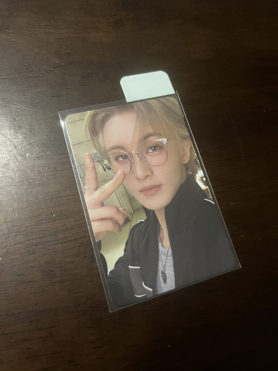 lockedein's tweet photo. wts lfb ph — #beintable

mark lee specs (dreamini version)

— ₱500 + lsf
— payo (prio), dop 1 week
— mod: jnt delivery

reply or dm to claim!

# nct dream 127 dreamscape dreamini ver https://t.co/cXJcZI2PyJ