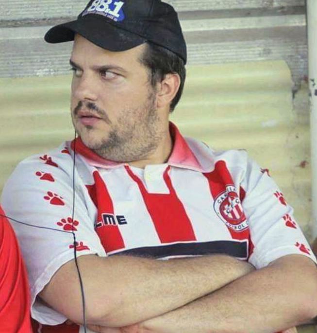 kikelucena's tweet photo. Desde hace casi 30 años estoy acompañando permanentemente al CFC. Y lo voy a seguir haciendo, solo por amor a los colores.

El escudo de mi querido Cañuelas Fútbol Club estará por encima de todo. Siempre.

Estoy muy agradecido por tantas muestras de cariño y solidaridad.

🟥⬜🟥 https://t.co/f1RbQt4IyC