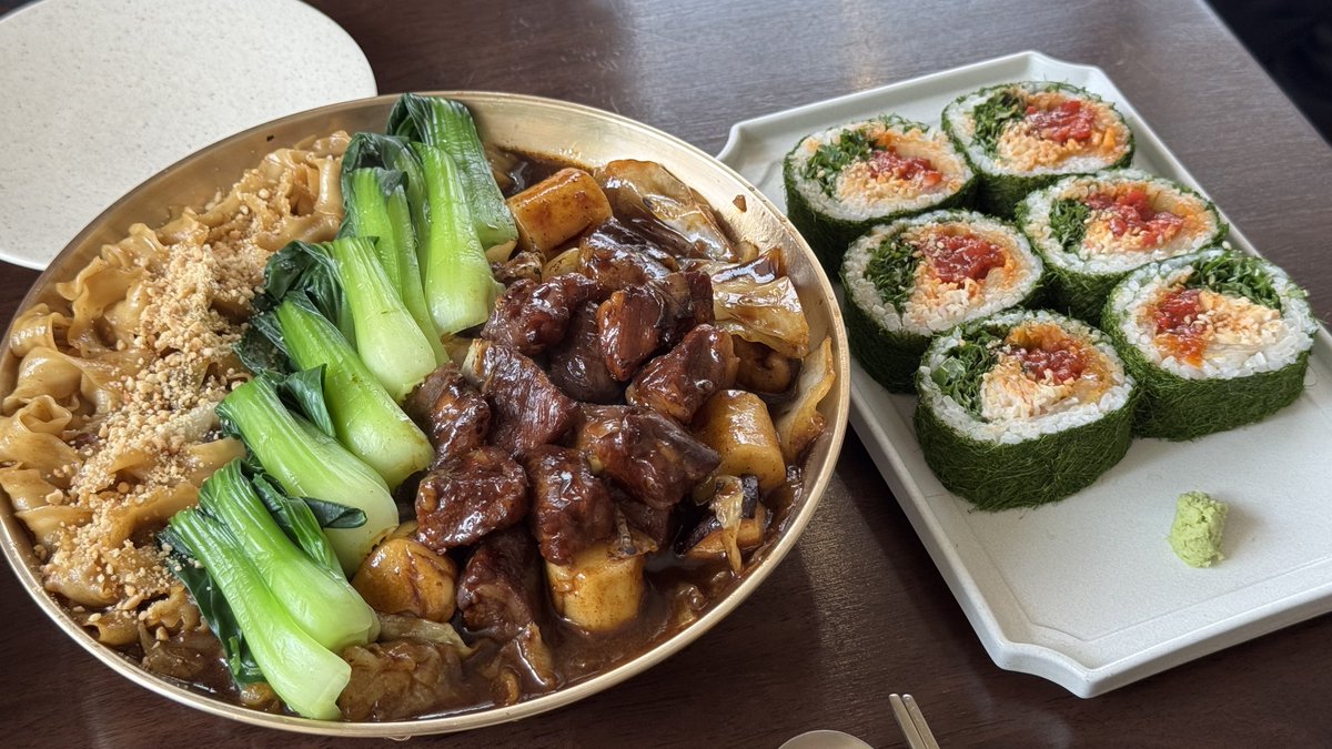 ruby_luv__'s tweet photo. 게을러서안올린저번주예절샷점점성의없어지는거개웃김 ㅜㅜ https://t.co/3gk4OO901r