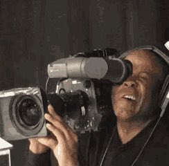 ClosexFighter's tweet photo. Cameramen:- bhai saab aapki naak face par aa rahi hai 😭 https://t.co/Np1CrnGGNt