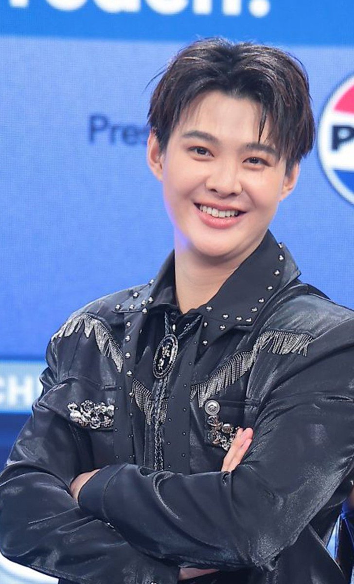 MYU001217's tweet photo. 🌜️Good night for everyone of MingEr,Good night @Saint_sup
👻🏠️ 🌃✨  🦉 🌲🌳
Thank you for your hard work🥰
#ฝันดีนะเซ้นต์ซุป 🌜️
#Saint_sup  #MingEr ✨ https://t.co/UGrv8Hvp6O