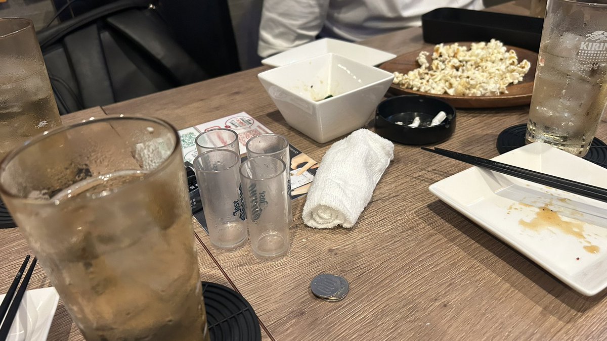 Sun511Sunta's tweet photo. 二次会楽しっ https://t.co/ET9aOJwjTH