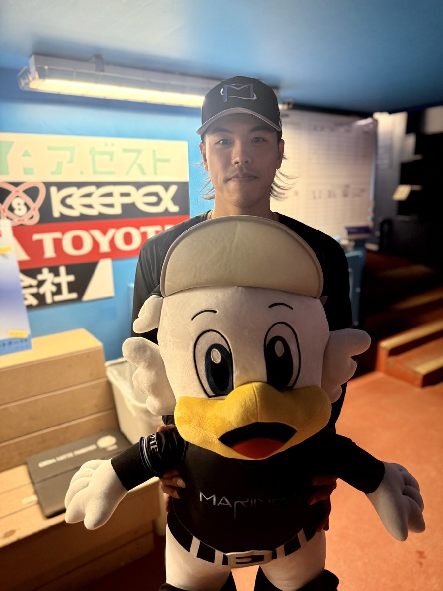 chibalotte_pr's tweet photo. 技ありのバッティングで貴重な同点タイムリーを打った #小川龍成 選手！
#chibalotte #広報 https://t.co/IrFZZGyJjK