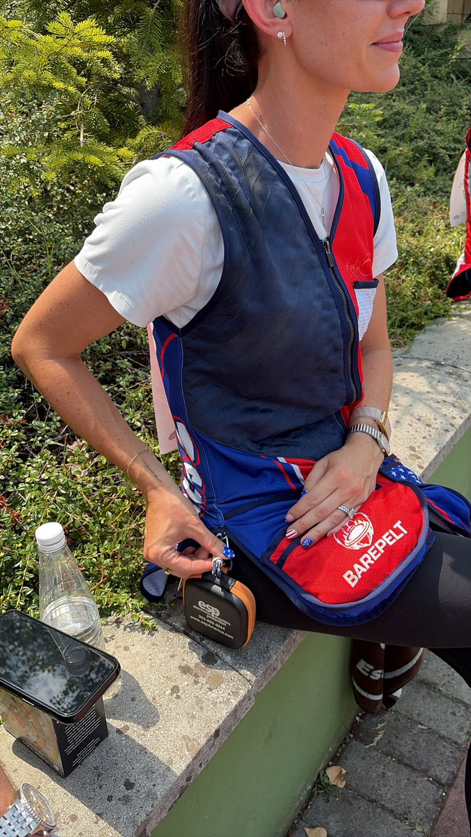 j_perrotta's tweet photo. World Cup Shotgun at Lake Garda, Italy #kaylebrowning is amazing https://t.co/AzY1MSUMVZ