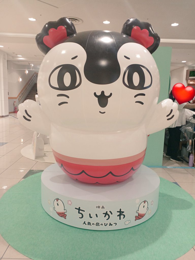 mairice's tweet photo. ちいかわポップアップストア行ってきたよ。セイレーンが大好きなもんで… https://t.co/lGq97crQlc