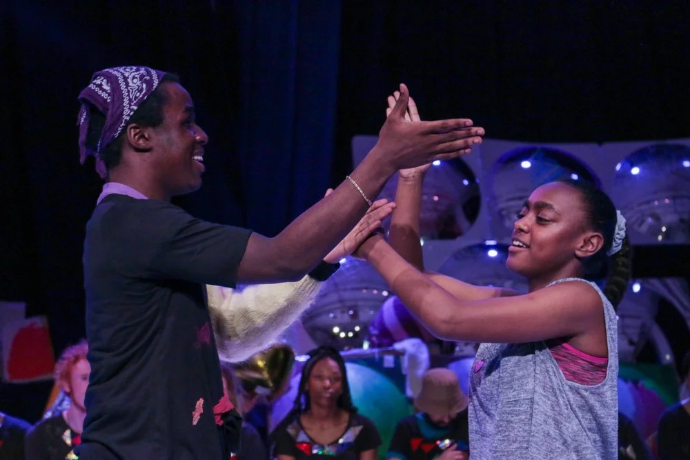 hackneycvs's tweet photo. Our latest newsletter is out now!

Find out about funding, local news, free events and the Discover Young Hackney programme.
One of the highlights is Hackney Shed: Collective Cabaret, pictured. 
Read more on our website.
Link to website in bio. https://t.co/wlDrBqSzti