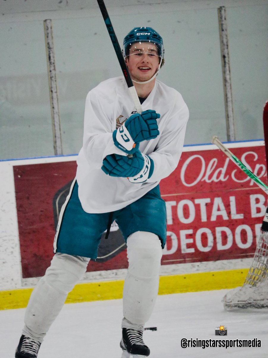 sharkssource's tweet photo. 📸 | Macklin Celebrini experiencing joy during off season training!

via @/risingstarssportsmedia https://t.co/qkuLQVYPlA
