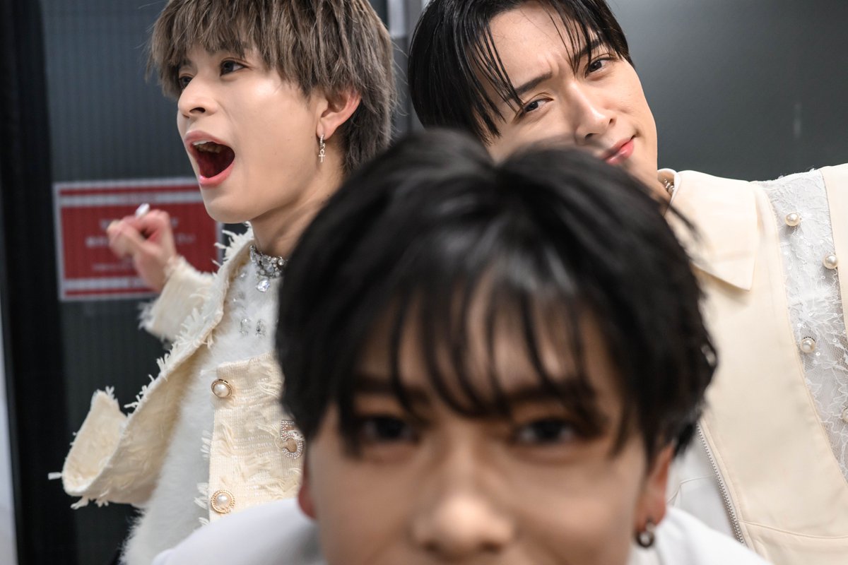 photo_nodaichi's tweet photo. 裏だったり裏だったり裏だったりMCだったり https://t.co/AhT7QLXpsK