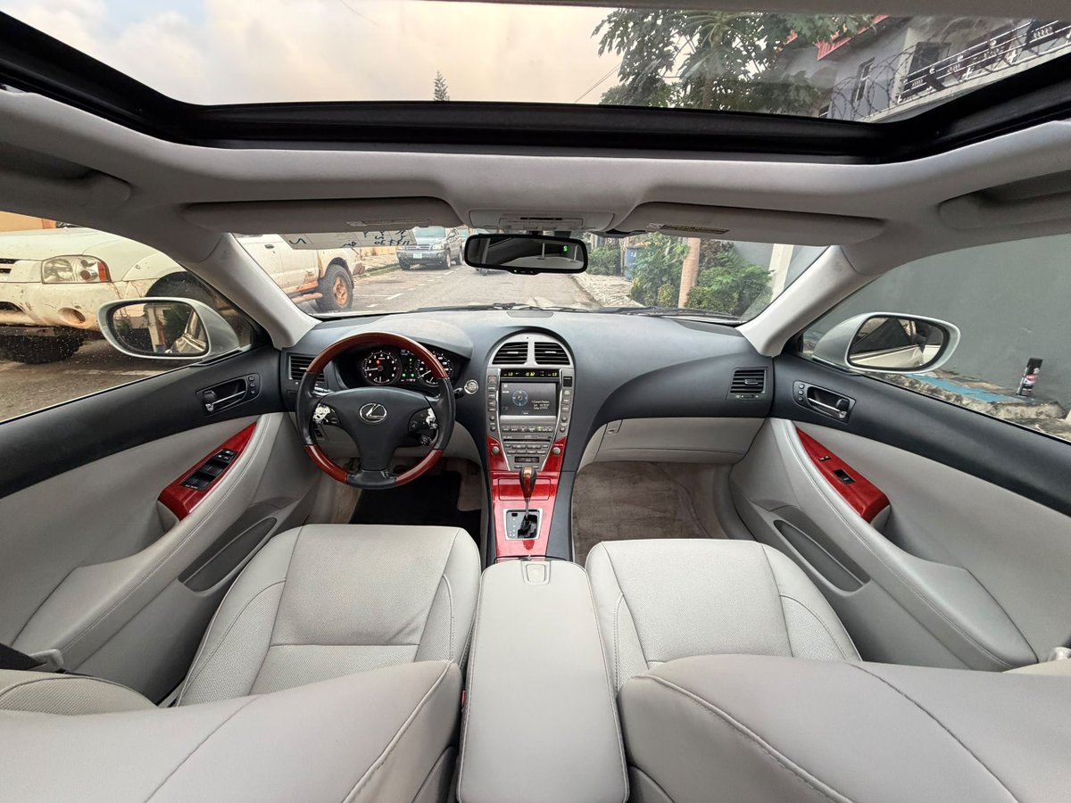 RoyalBilmag's tweet photo. Available!!!

2007 Lexus ES350 Fullest Option, Panoramic Roof, Low mileage, Voice control, Thumb Start and many more

DM/Contact 07013499321 for inspection https://t.co/MQ9JqZthPW