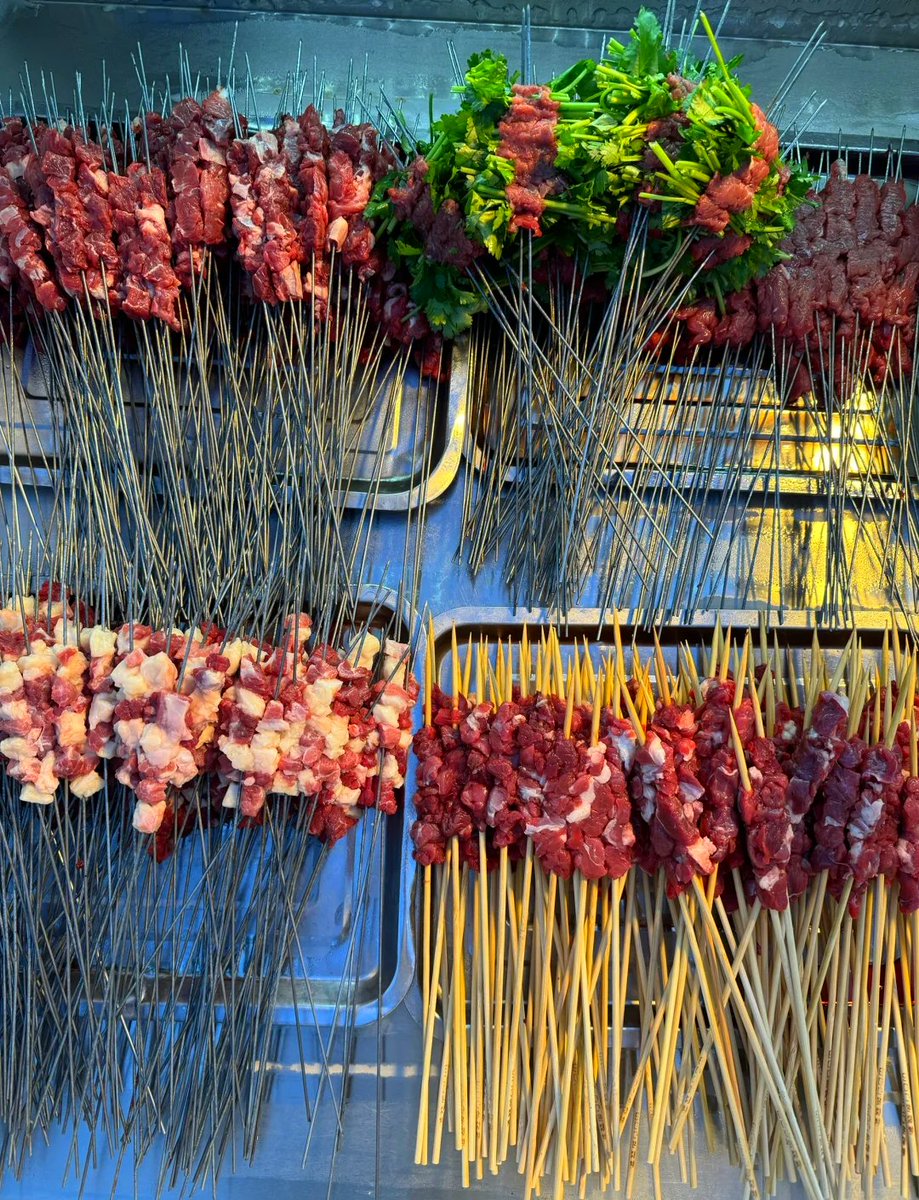 birgitstuhlinge's tweet photo. Craving late-night street vibes This crispy Chinese fried skewer hits different—hot, savory, and packed with umami! https://t.co/CWjXD8Yb4i