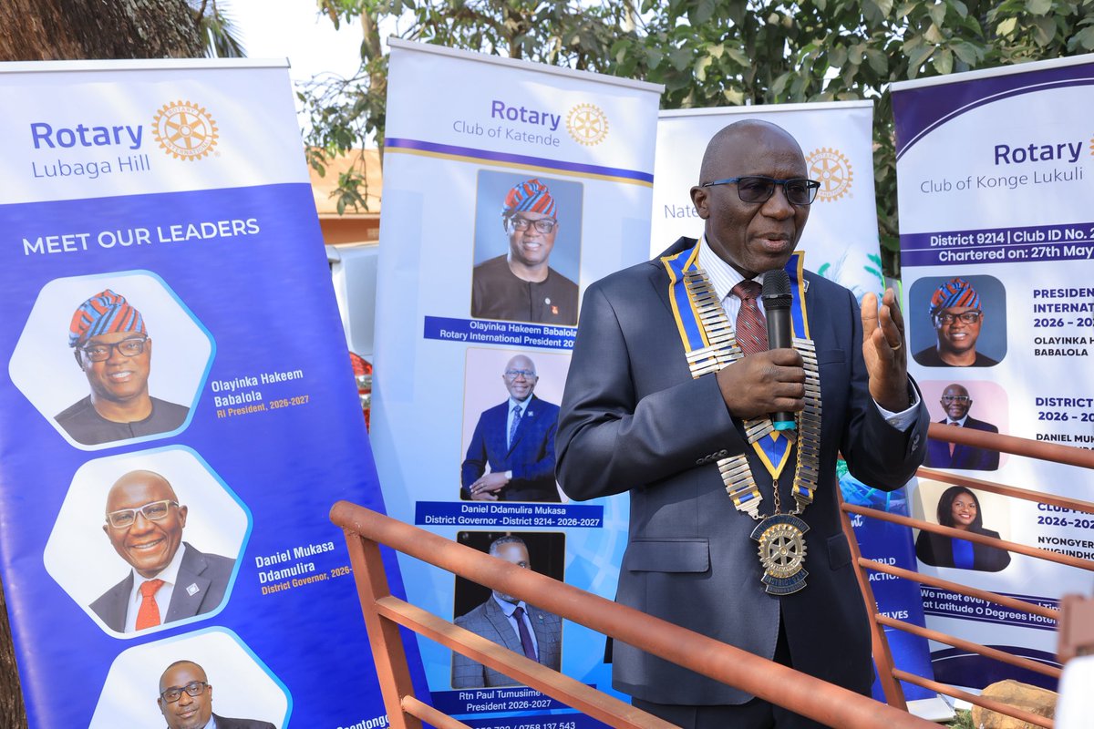 OfLubaga's tweet photo. Honoured to host District Governor Daniel Musaka Ddamulira as Guest of Honour at the commissioning of solar street lights under the #10DaysOfDoubleImpact initiative.

His presence highlights Rotary’s commitment to sustainable service and stronger, safer communities through collective action.

#EachOneEngageforImpact #KilaMtuAwajibike