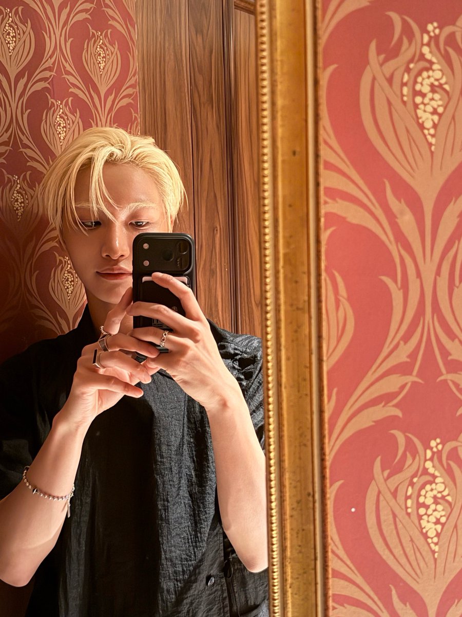 1024updates's tweet photo. [📷] 260710 | SEONGHWA

#ATEEZ #에이티즈 #SEONGHWA https://t.co/nPHlvcDL23