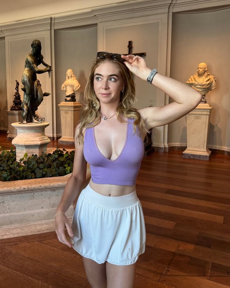 gracechargolf's tweet photo. I found a beautiful place today, but it still wasn’t as beautiful as you 😘 https://t.co/DxCadnyXgB