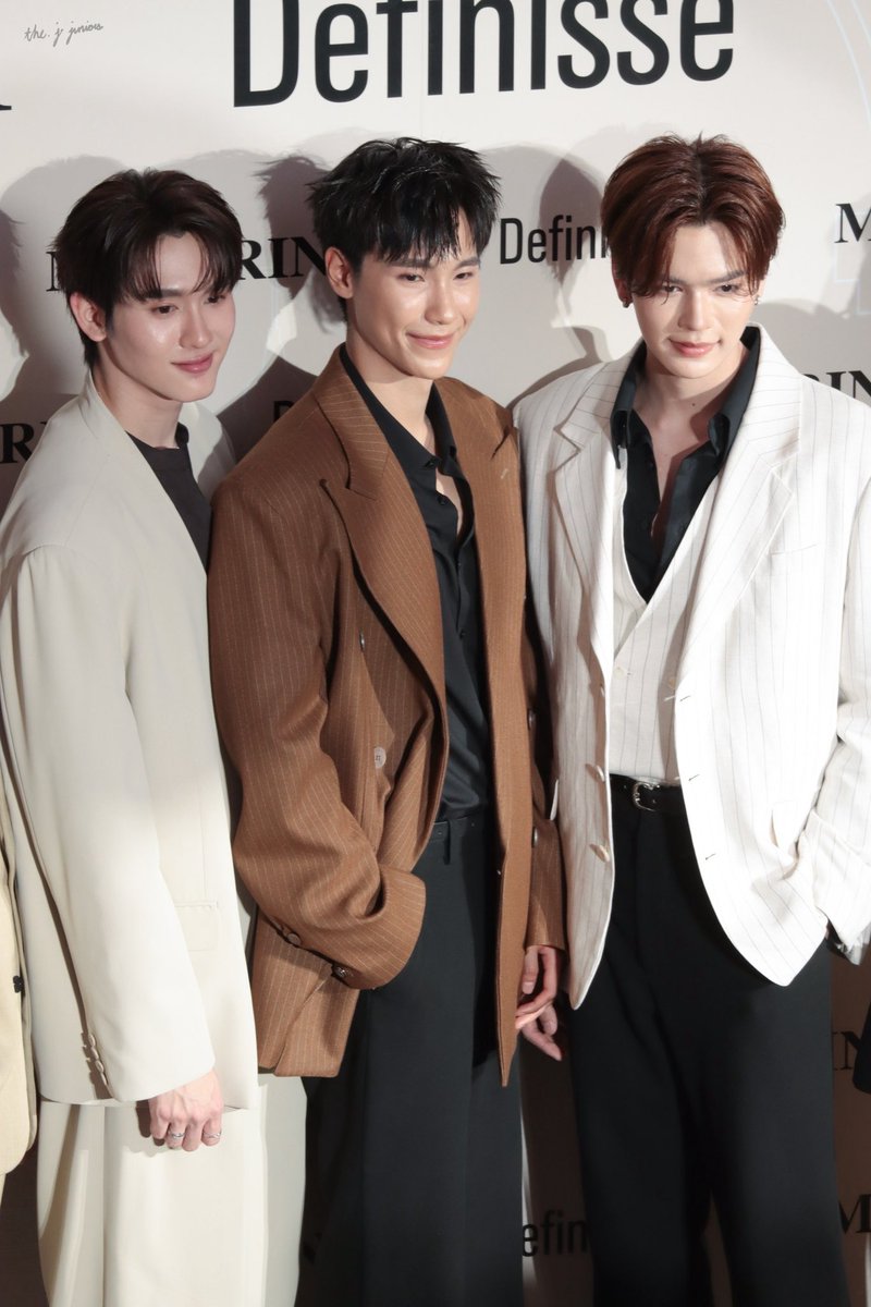 Thej_Juniors's tweet photo. เฟรมพี่พระเอก หล่อมากกก😻🫶🏻

JUNIORMARK TIMELESS BEAUTY 

#JuniorMarkxMenarini
#junniorrs #JuniorMark https://t.co/GK9LdT8Hi5