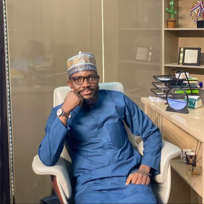 UsufSir's tweet photo. #NewProfilePic https://t.co/SwWLO2moAo