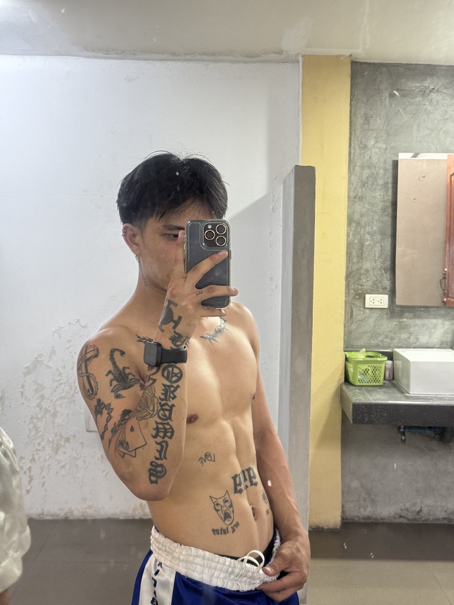 inkmanth's tweet photo. กอดอุ่นนะอุ่นในเลยหละ

📷 IG: Mikey.kst
📷 X:  siw_senaa

#หล่อสักลาย #inkmanth https://t.co/WfAv8w0TI4