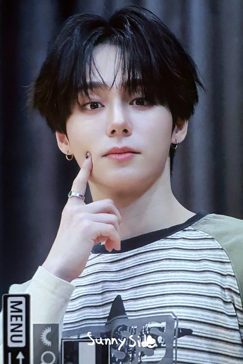 SunnySide980826's tweet photo. 260710

#ONEUS #원어스 #환웅 #여환웅 #ファヌン #Hwanwoong https://t.co/MW4h6jqv2z