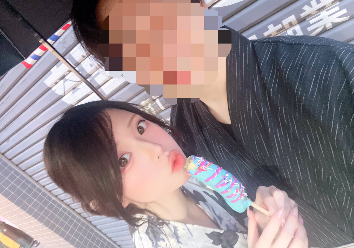ReReRe___e's tweet photo. はじめて浴衣でお祭り行ってきた🤍
可愛い浴衣買ったから今年はいっぱい着るぞ！！！！！ https://t.co/HlNU4nAn5j
