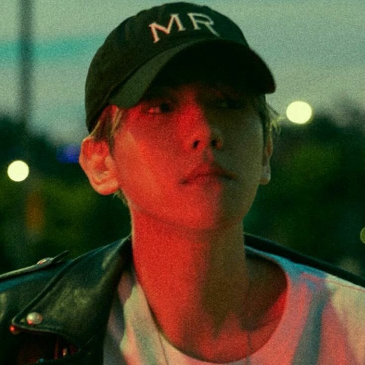 lov_bh_'s tweet photo. #큥_솔로데뷔_7주년 
#BOLO7thAnniversary 
#7YearsWithSoloBAEKHYUN
#CityLights7thAnniversary

♡~! https://t.co/oBO7TEkQgs