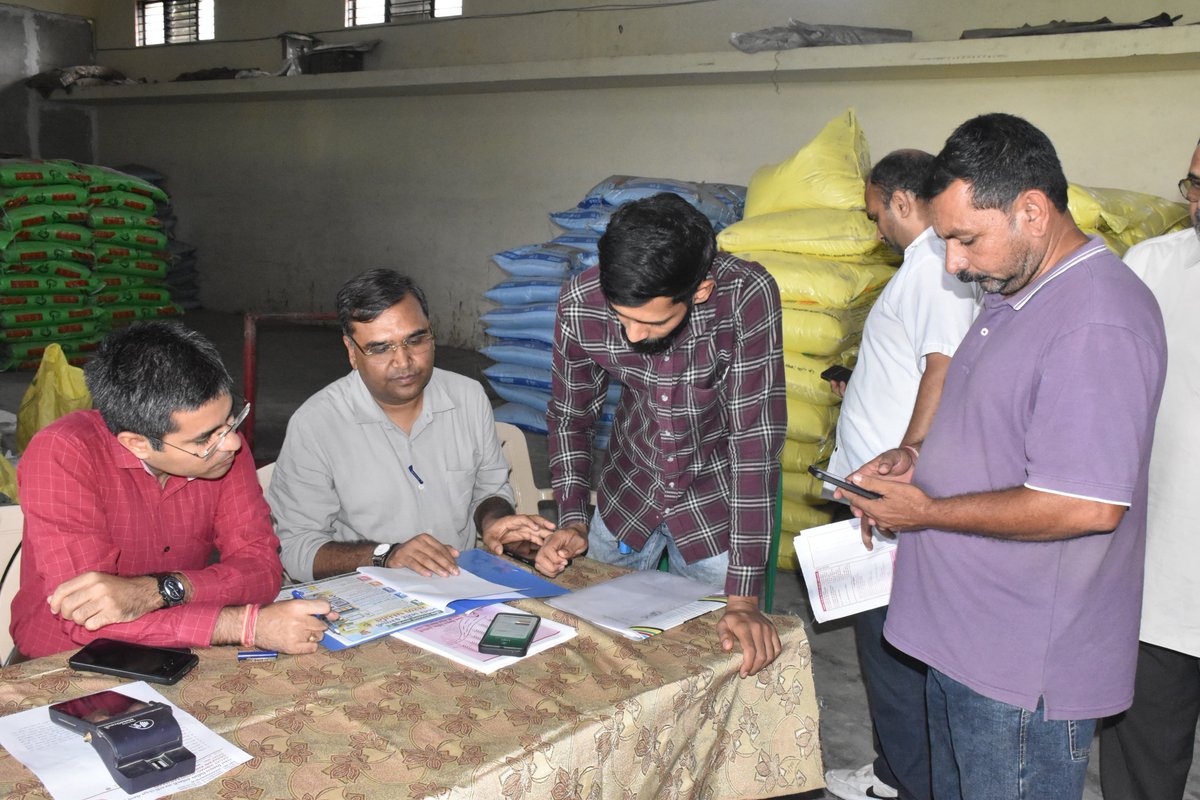 Collector & DM, Navsari tweet media