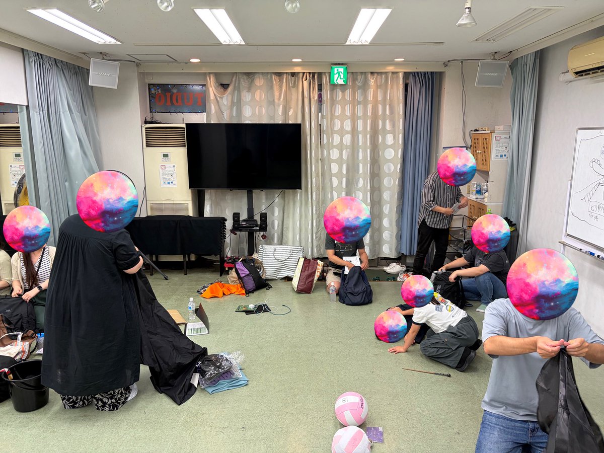 tadanoke_'s tweet photo. 公演まで、あと15日。

稽古場には、
少しずつ”本番前の空気”が流れ始めました。

まだまだ良くなる。

そんな気持ちで今日も稽古です。 https://t.co/zp6RmmNVJf