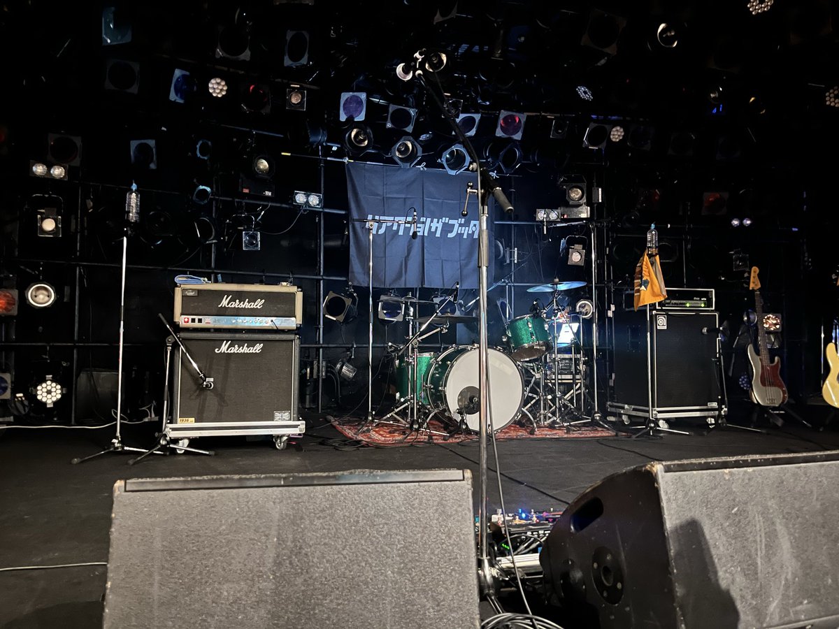 uka1013's tweet photo. 今日はリアクションザブッタで渋谷クアトロでした。
あっとゆう間。今日は引っ張っていくと言ってた通りどんどんフロアの熱上がっていったのすごい。楽しかった～ https://t.co/zSsFODOs36
