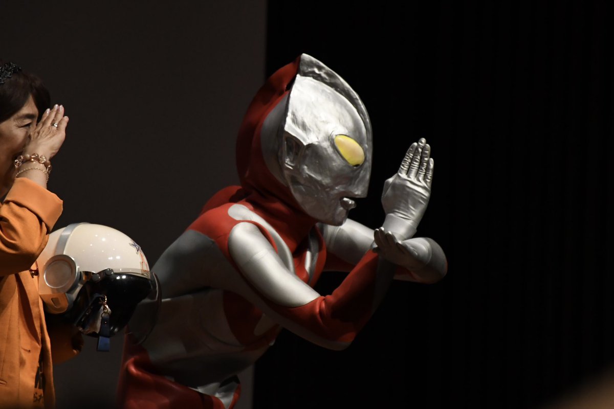 Mebium_MENBAY's tweet photo. 改めまして、ウルトラマンの日のイベント皆さんおつかれ様でした。

ウルトラマンの記念すべき60周年目の記念日を杉並公会堂で過ごせたことがとても幸せです。

また何処かでお会いしましょう！

ありがとうございました。

#ウルトラマンの日 https://t.co/6a5O1AKKtZ