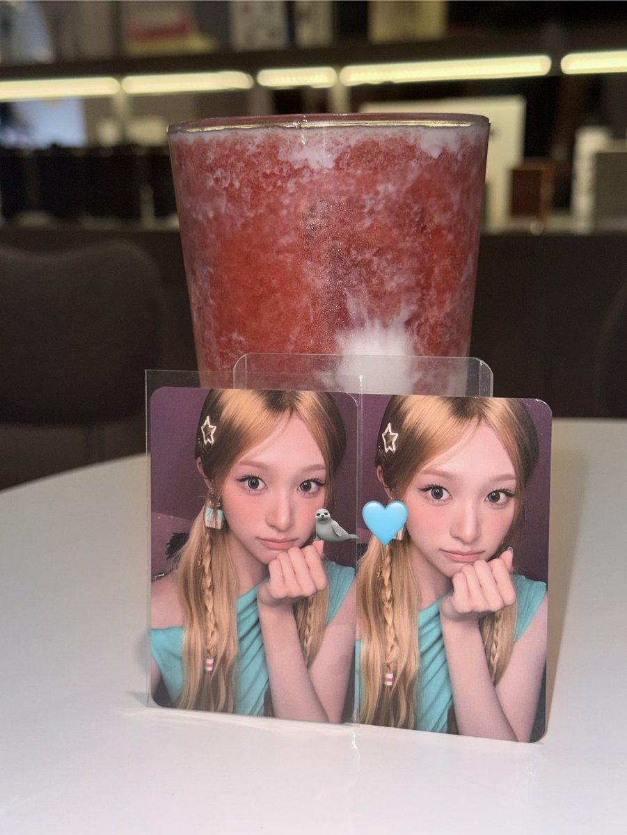 nya_mnm's tweet photo. 어떤트친덕분에 냠갈래두장됨,,🧎‍♀️‍➡️
할리스 딸기라떼 마힛다 https://t.co/cOa7SVp8Mg
