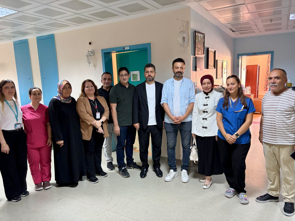 eyupilceakparti's tweet photo. Başkanımız @Muhmmtvanlioglu ile birlikte, Eyüpsultan Fenerbahçeliler Derneği tarafından düzenlenen sünnet organizasyonu kapsamında sünnet olan evlatlarımızı hastanede ziyaret ederek geçmiş olsun dileklerimizi ilettik.
Çocuklarımıza sağlıklı, mutlu ve güzel bir gelecek diliyor; bu anlamlı organizasyonda emeği geçen herkese teşekkür ediyoruz.

@abdullahozdemir 
@akpartiistanbul