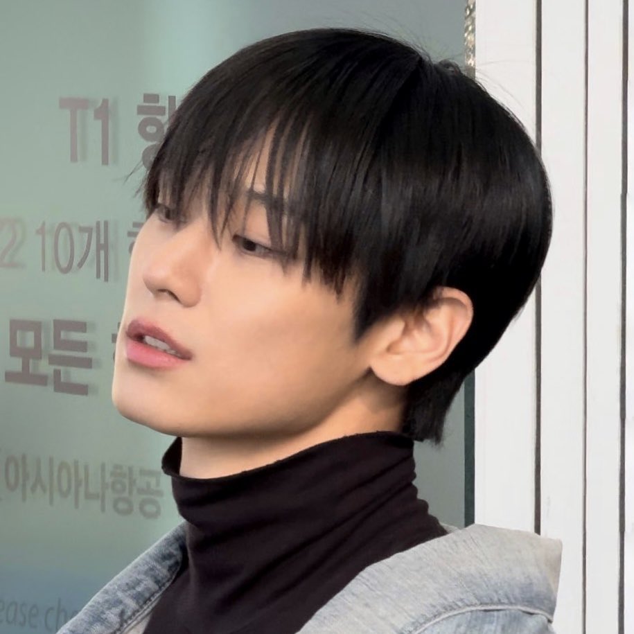 jyuchive's tweet photo. perfect face https://t.co/9Tq9EMwb6g