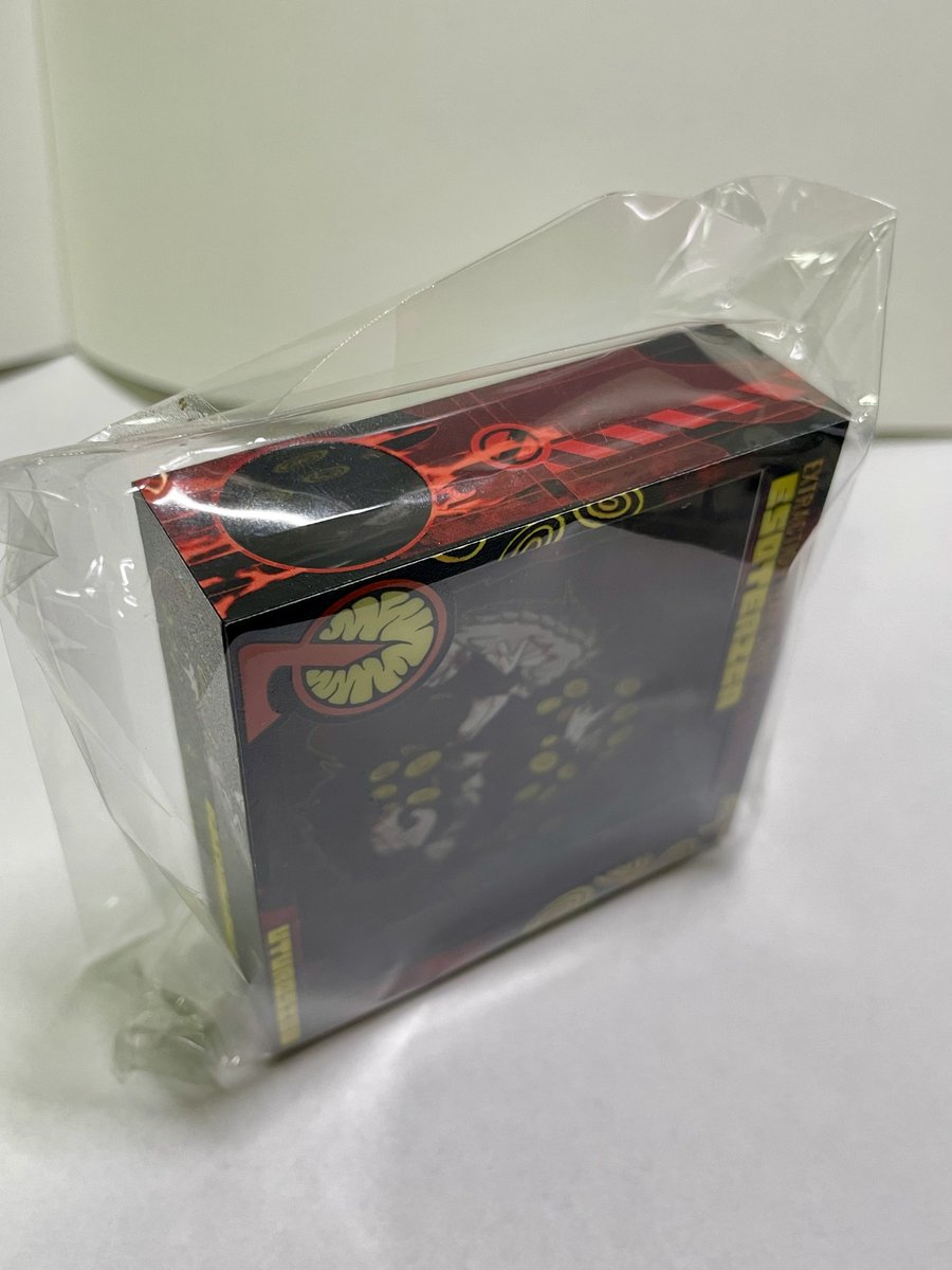 rootnohakaba's tweet photo. エラー版アクリルブロック実物
前から見る分にはそこまで気にならない…と思ってはいます https://t.co/ihSBieuwny