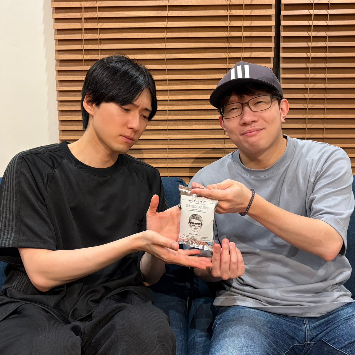 Bpro_info's tweet photo. 【RADIO】
B-PROJECTラジオ『ガンダーラBB＋』
7/10の放送は豊永さん、増田さんの2名でお送りしました！

釈村としてのレコーディングや作品への思いなど貴重なお話が聴けた1時間でした✨

1週間無料のアーカイブで何度でもご視聴ください📻
https://t.co/R9ZGA0uCy6

#Bプロ https://t.co/xYNU3cycNo