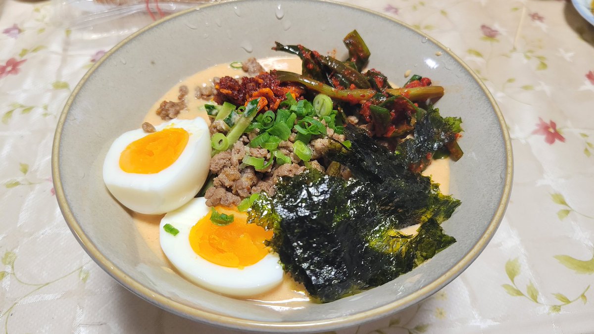 studio_tenten's tweet photo. 今日は豆腐と豆乳をまぜて作るたんたん風まぜ蕎麦が出来た～✨

濃厚で、むっちゃうま～✨😋 https://t.co/szFLCmqLi0