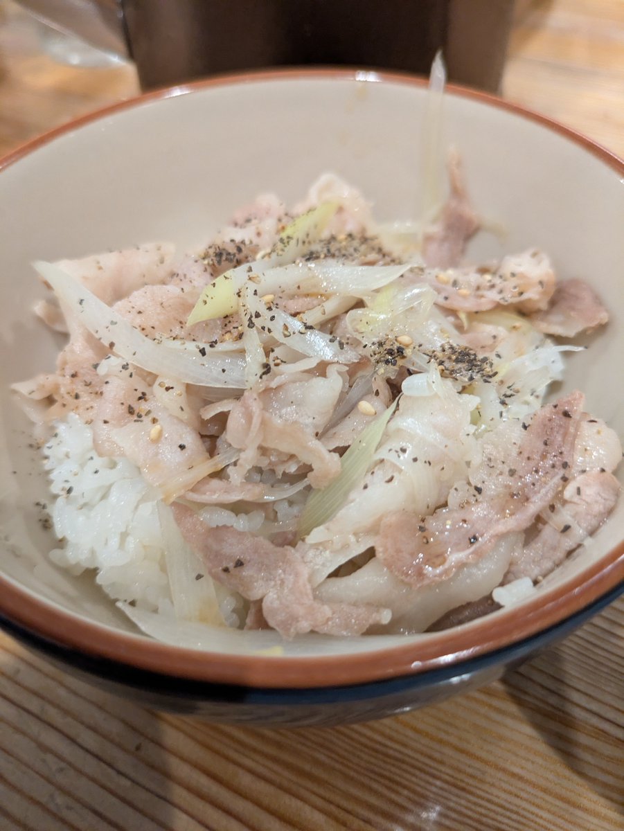 konidesu's tweet photo. 色々あった今週平日も終わりへ……
〆は蕪村で沢山食べました✨️
美味しかった～😋 https://t.co/MAy9Rf8c6j