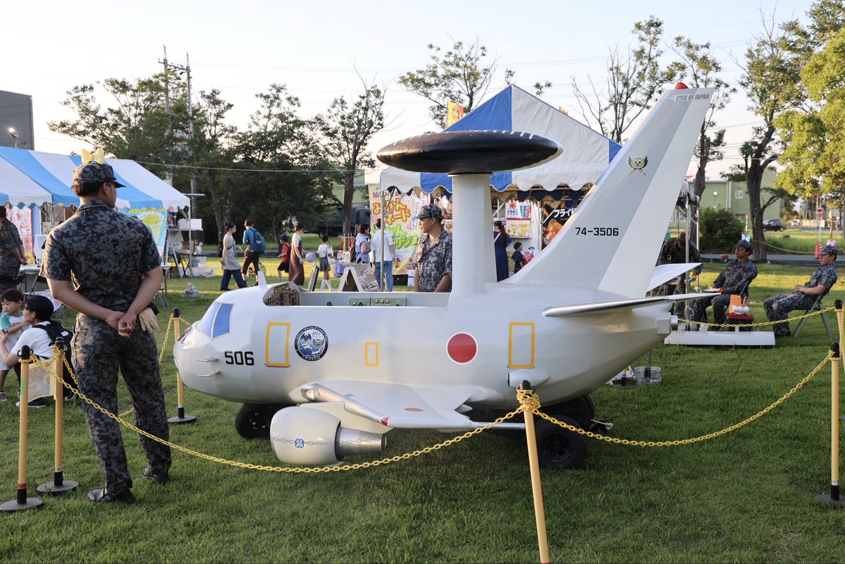 0725_c's tweet photo. 今日の浜松基地納涼祭にて✈️
さようならAWACS Jr 506号機
#浜松基地 https://t.co/ssIb3YU7GO