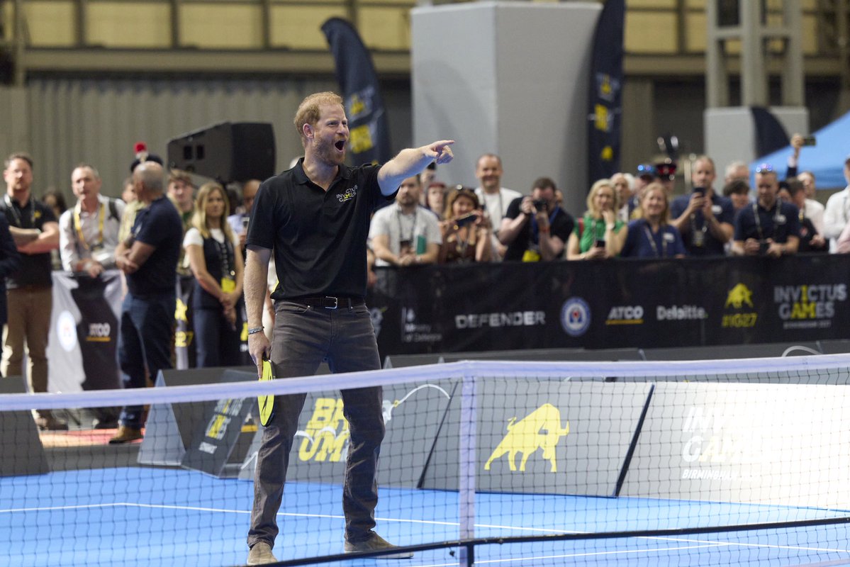 WeAreInvictus's tweet photo. Grateful to be joined by our Founding Patron, Prince Harry, The Duke of Sussex and members of the WIS community like JJ Chalmers to celebrate the One Year To Go milestone to the #invictusgames Birmingham 2027! https://t.co/PQ5PJkvuu7