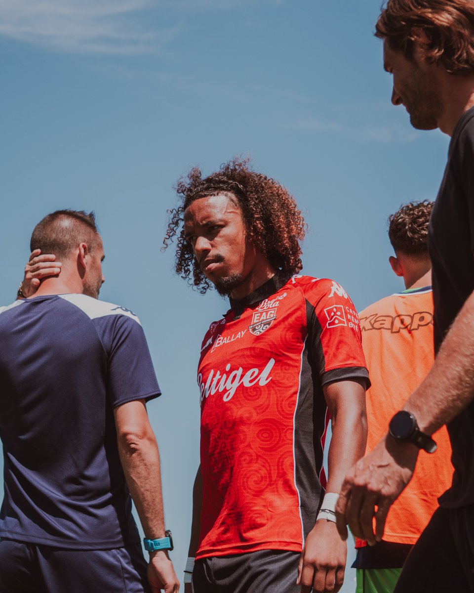 En Avant Guingamp tweet media