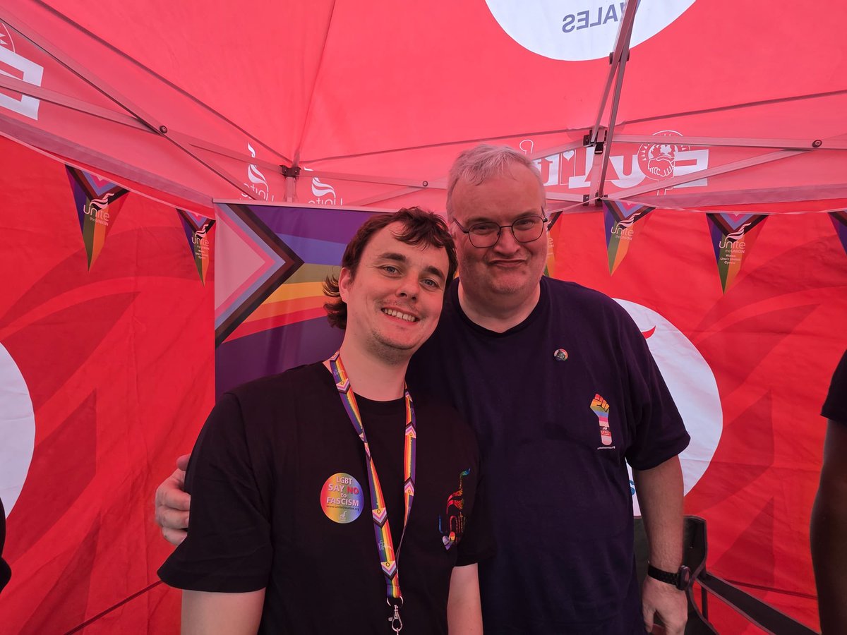 JohnAaronWilli2's tweet photo. Had a great time at Carephilly Pride. Proud of everyone at Unite who helped our Union intervention. 

Proud that Unite only sponsors Prides that are free and stands by the principle that Pride is a protest. Pride is political. 

No to rainbow capitalism. Yes to Socialism! https://t.co/XXSu5i7UKT