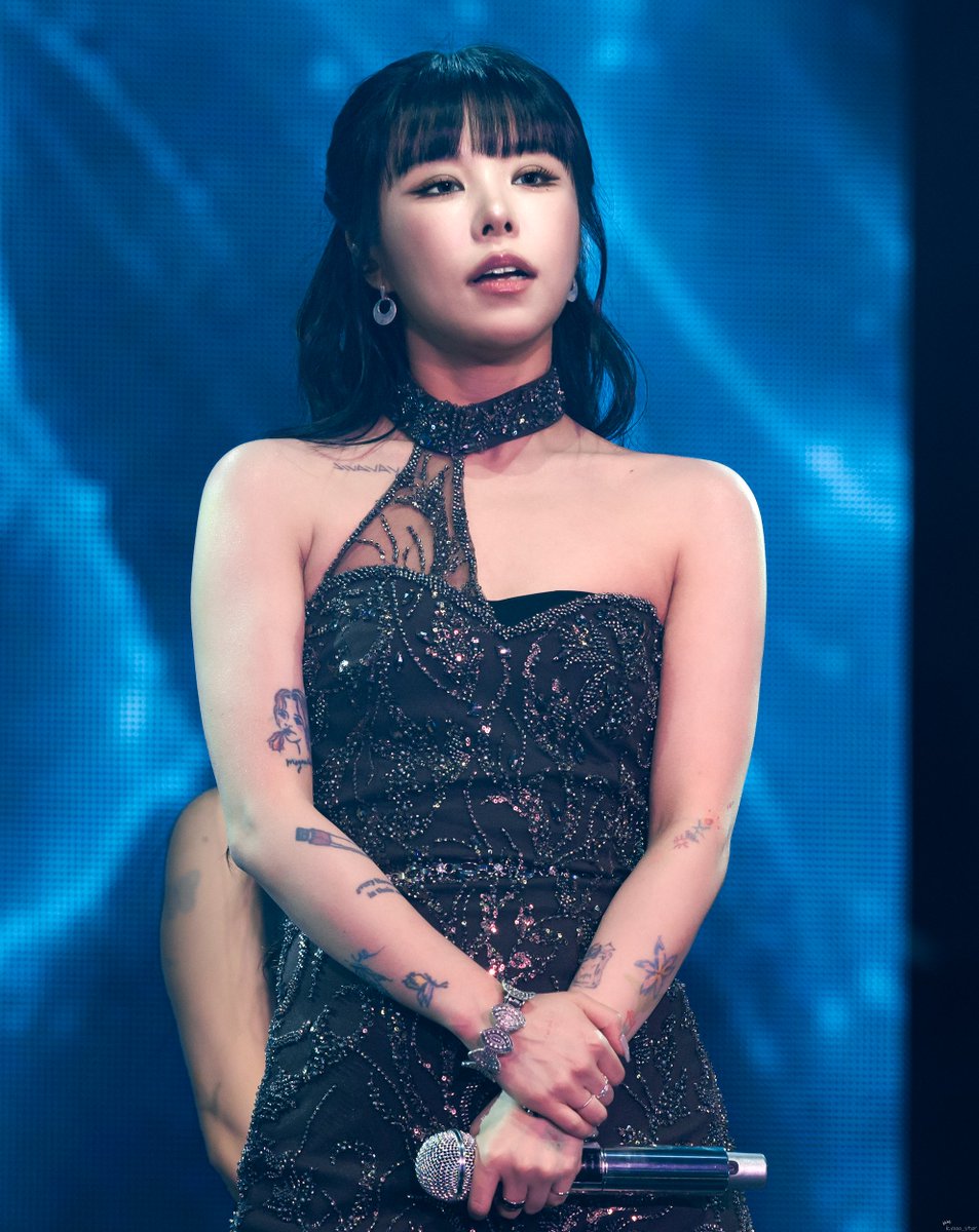 k_moo_star's tweet photo. [ WheeIn 휘인 🐶 ]                       
260620 마마무 WORLD TOUR [4WARD] IN SEOUL D2    

#마마무 #MAMAMOO #휘인 #WHEEIN #フィイン https://t.co/m1nMJqUQaj