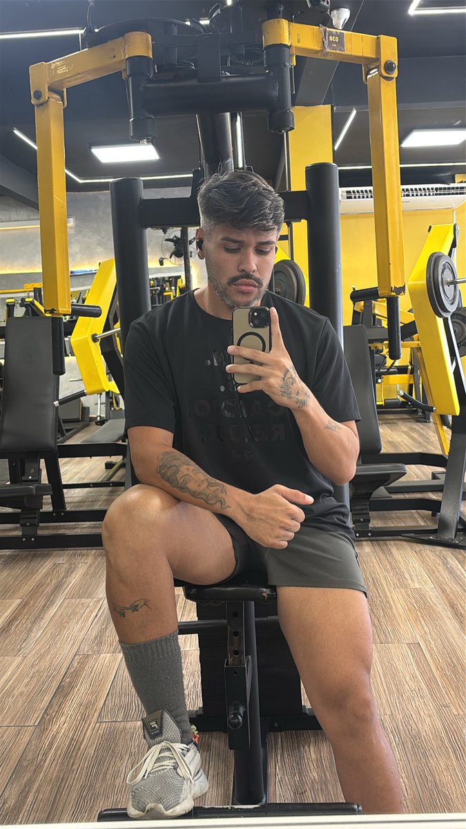 andeersonfs's tweet photo. Sexta tb é dia 💪🏻💅🏻 https://t.co/dTwcDerTI3