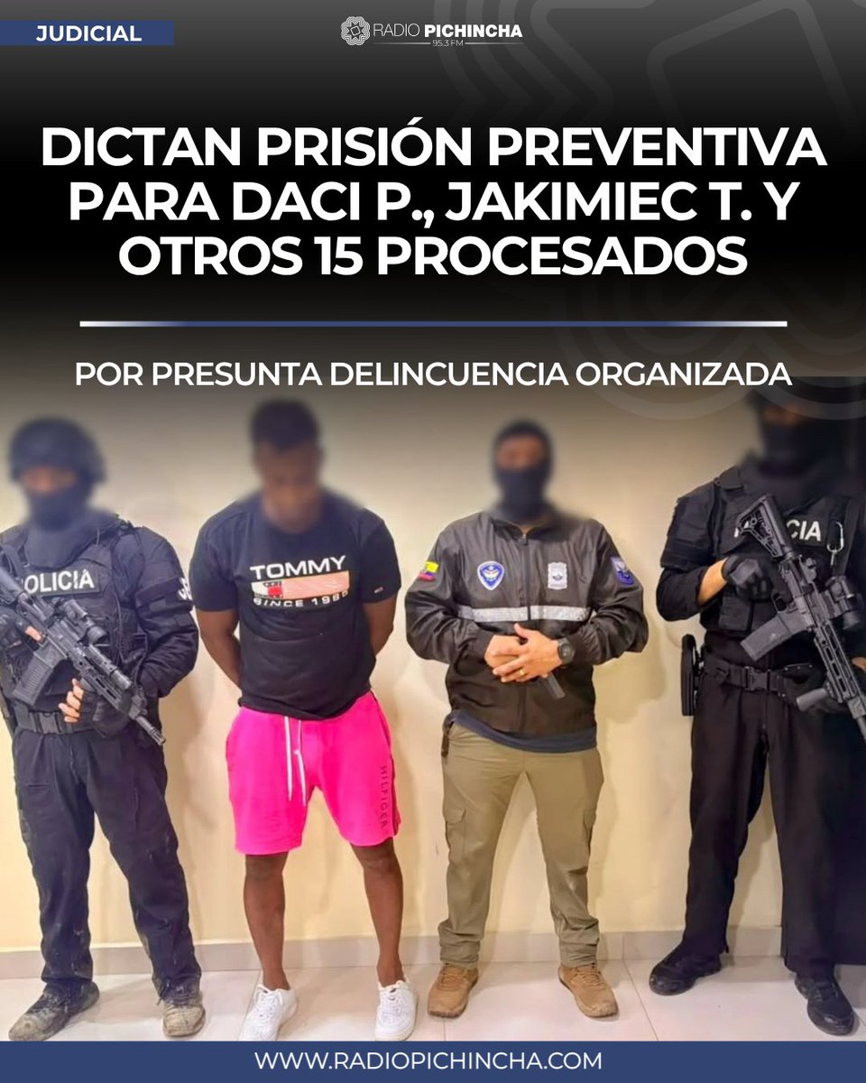 radio_pichincha's tweet photo. ⚖️#Judicial | La Fiscalía sostiene que los procesados integrarían una estructura criminal transnacional dedicada al envío de droga por vía marítima hacia Europa y con presuntos vínculos con mafias polaca y albanesa.
#LaRadioDeLasNoticias 
Los detalles⤵️
https://t.co/klzQSlWnYC https://t.co/j0x1hqelkM