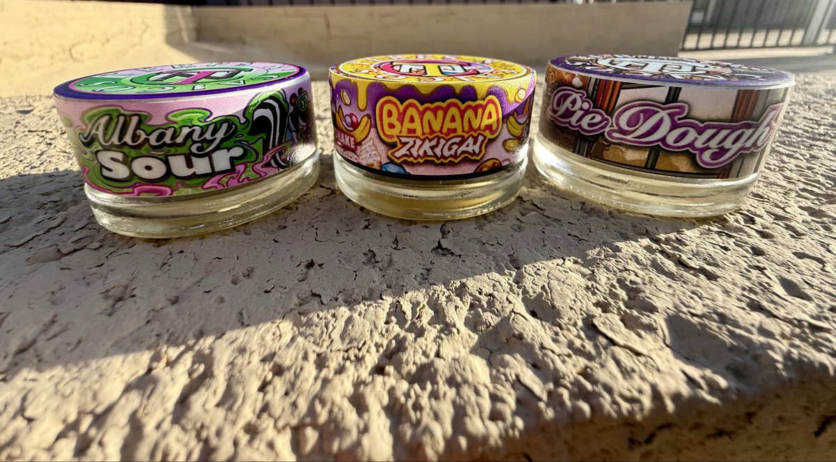 HashyFingerZ's tweet photo. Couple Flavors ferda Holidaze๐คง
#HashTheWorld #CantSmokeWitEverbody https://t.co/OeJIQZUtUV