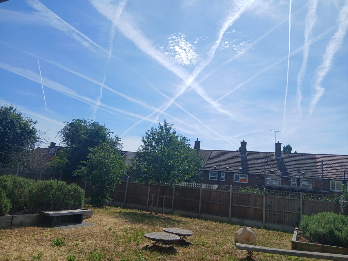 Fuller8195241's tweet photo. @BBCLondonNews Now report on #geoengineering and S.R.M the constant spraying of heavy metals into the atmosphere, for some reason you remain silent, its no longer a conspiracy, but government policy. https://t.co/unoD7Eiwb1