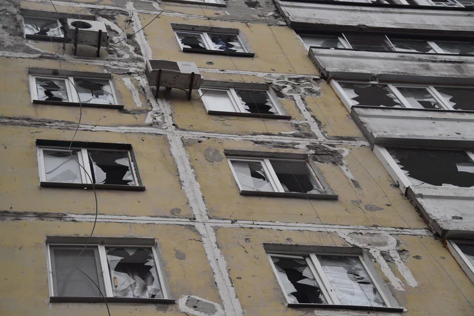 unaiwind's tweet photo. Sigue el horror dron ukronazi directo a civiles, esta mañana una mujer asesinada y heridos en Belgorod, otro asesinado en Bryansk, otro asesinado en este de Zaporiyia, heridos en este de Kherson, Gorlovka y en Kursk.
Nuestros telediarios son asesinos. https://t.co/e9IuNTvEEF